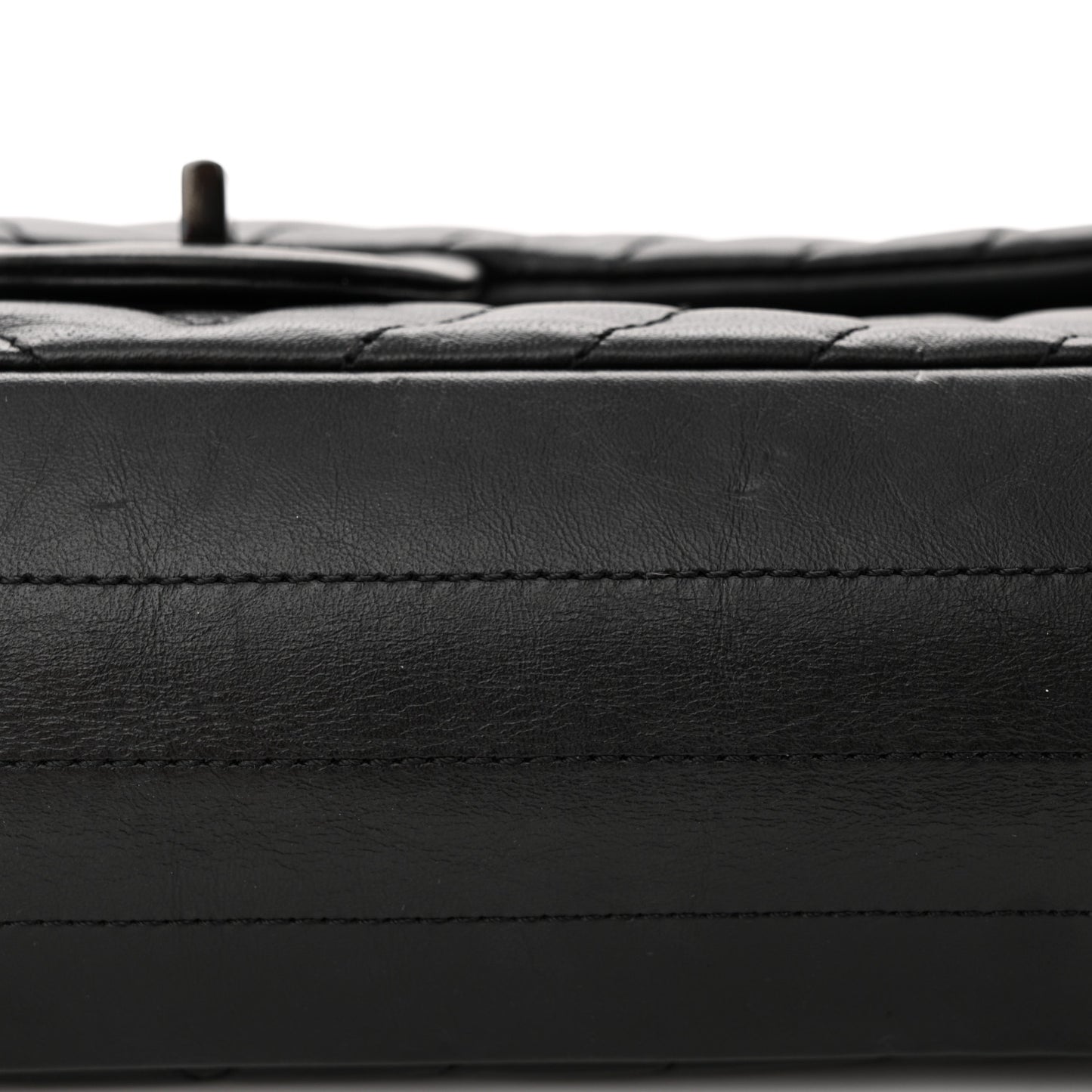 Aged Calfskin Chevron Quilted 2.55 Reissue 225 Flap So Black