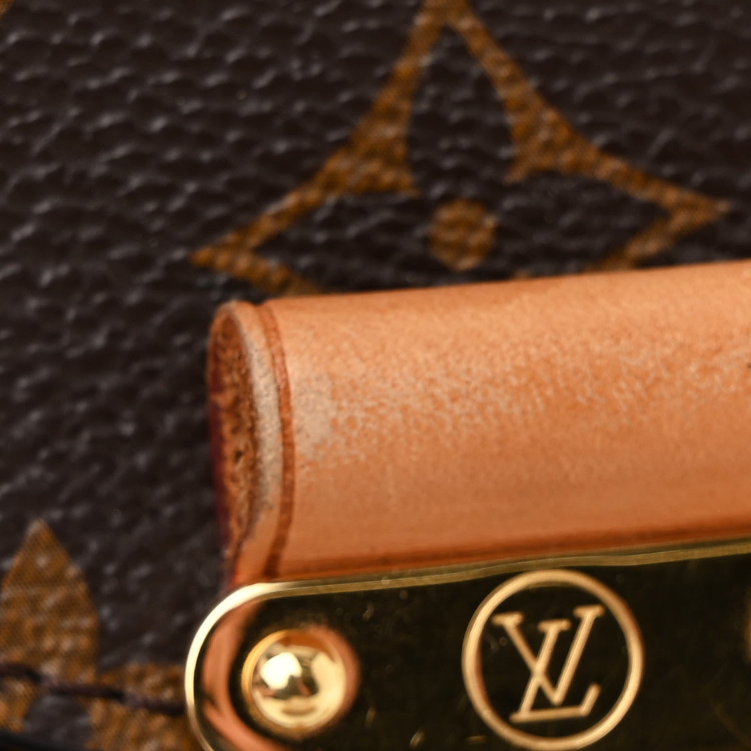 Louis Vuitton Monogram Pochette Metis 12 of 12