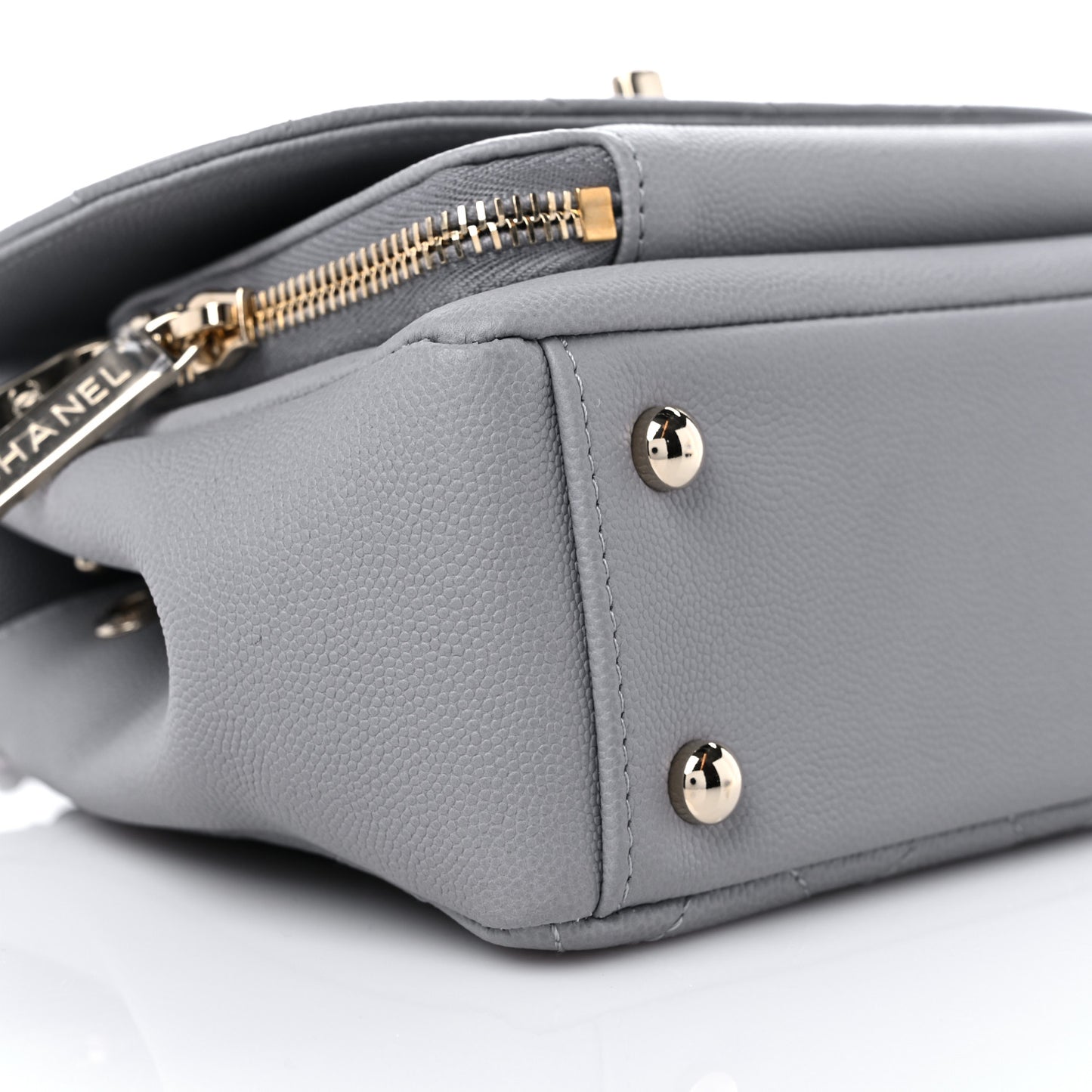 Caviar Quilted Small Business Affinity Flap Grey