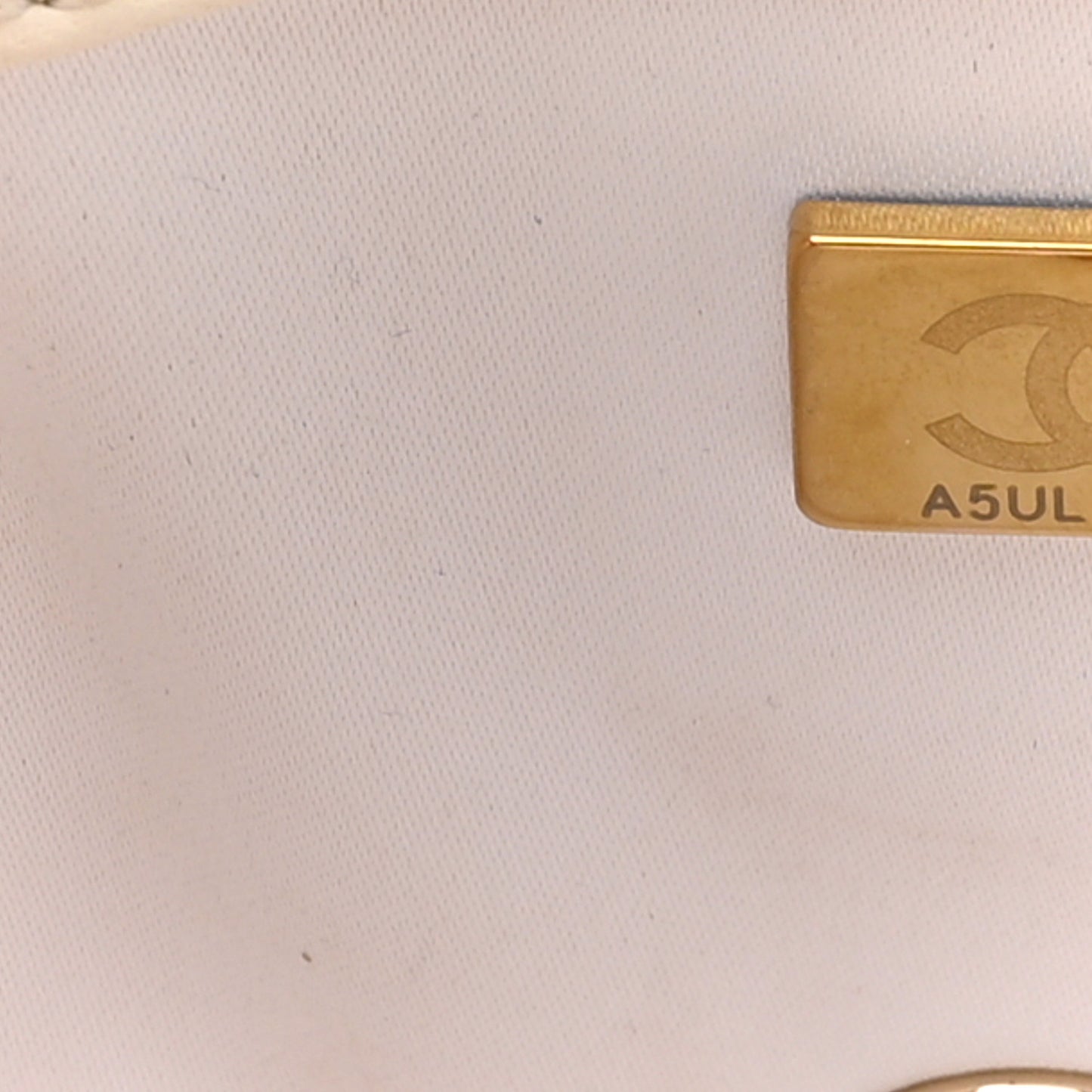 Sequin Logo Mini Rectangular Flap White Black