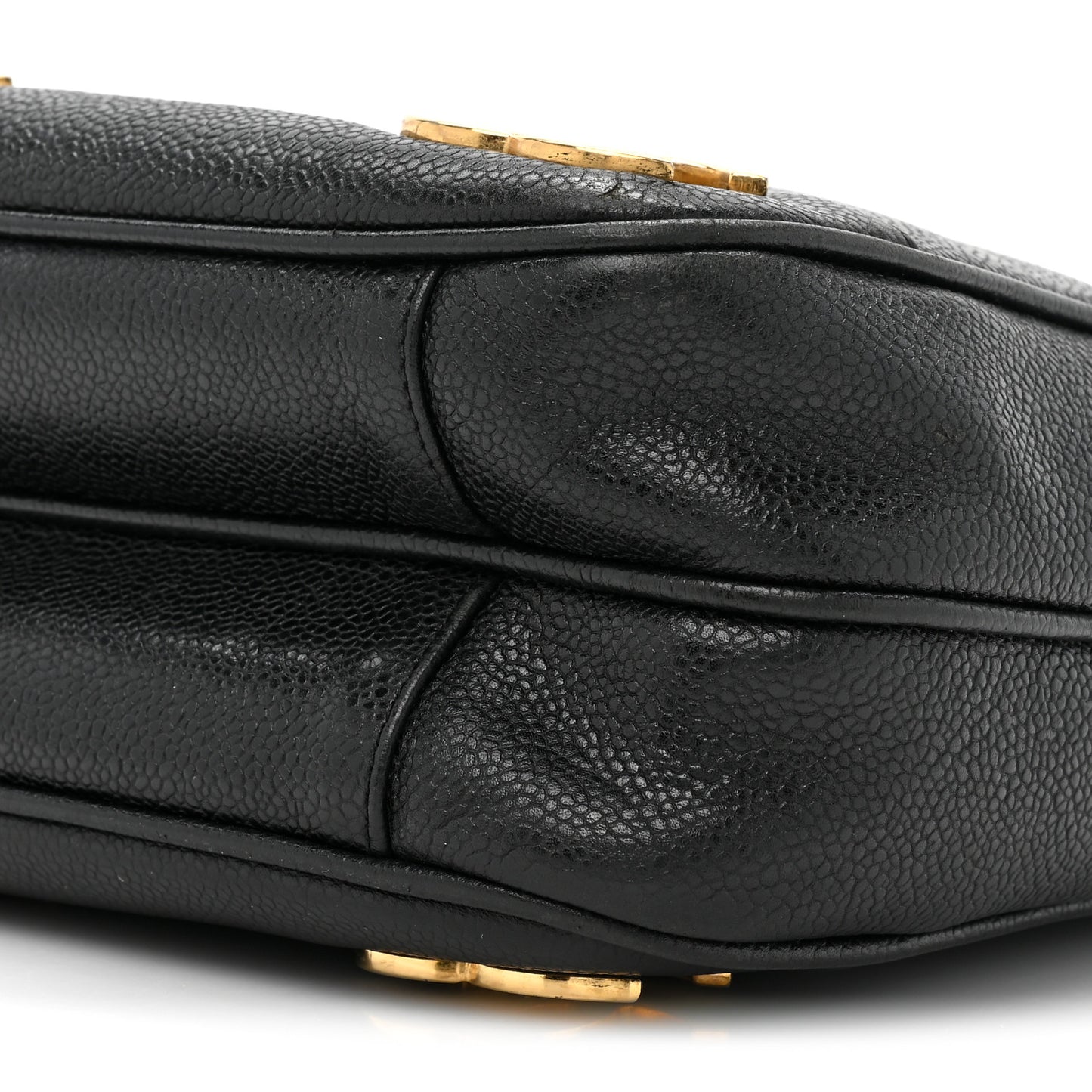 Caviar Shoulder Bag Black
