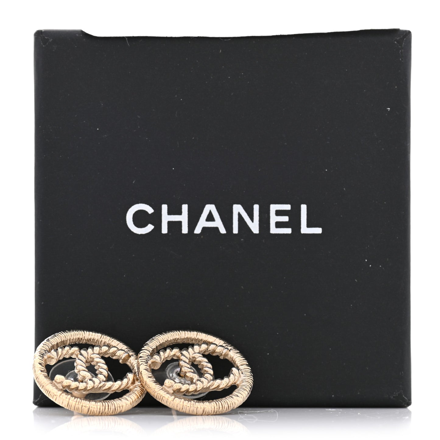 Twisted CC Earrings Light Gold
