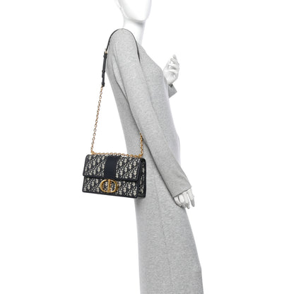 Christian Dior Oblique 30 Montaigne Chain Flap Bag Blue 2 of 13