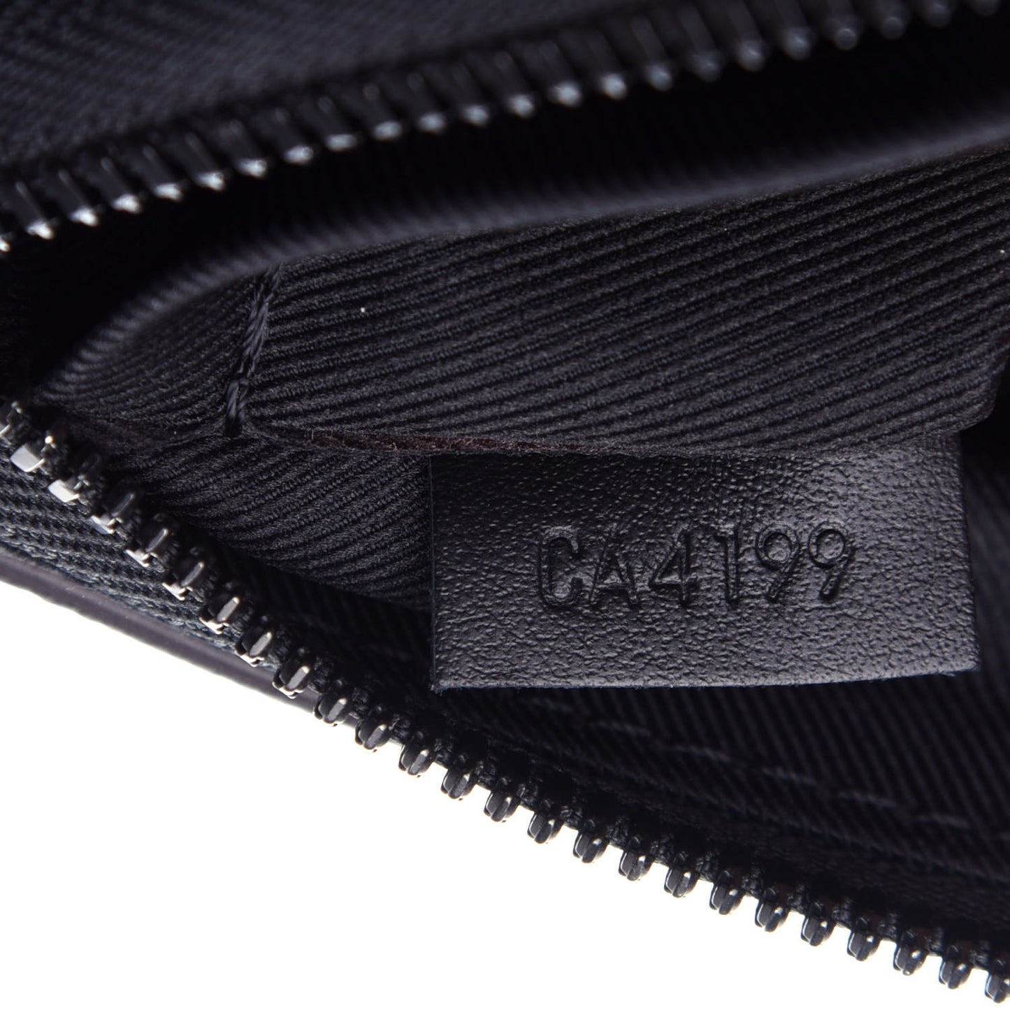 Monogram Tuffetage Triangle Messenger Black