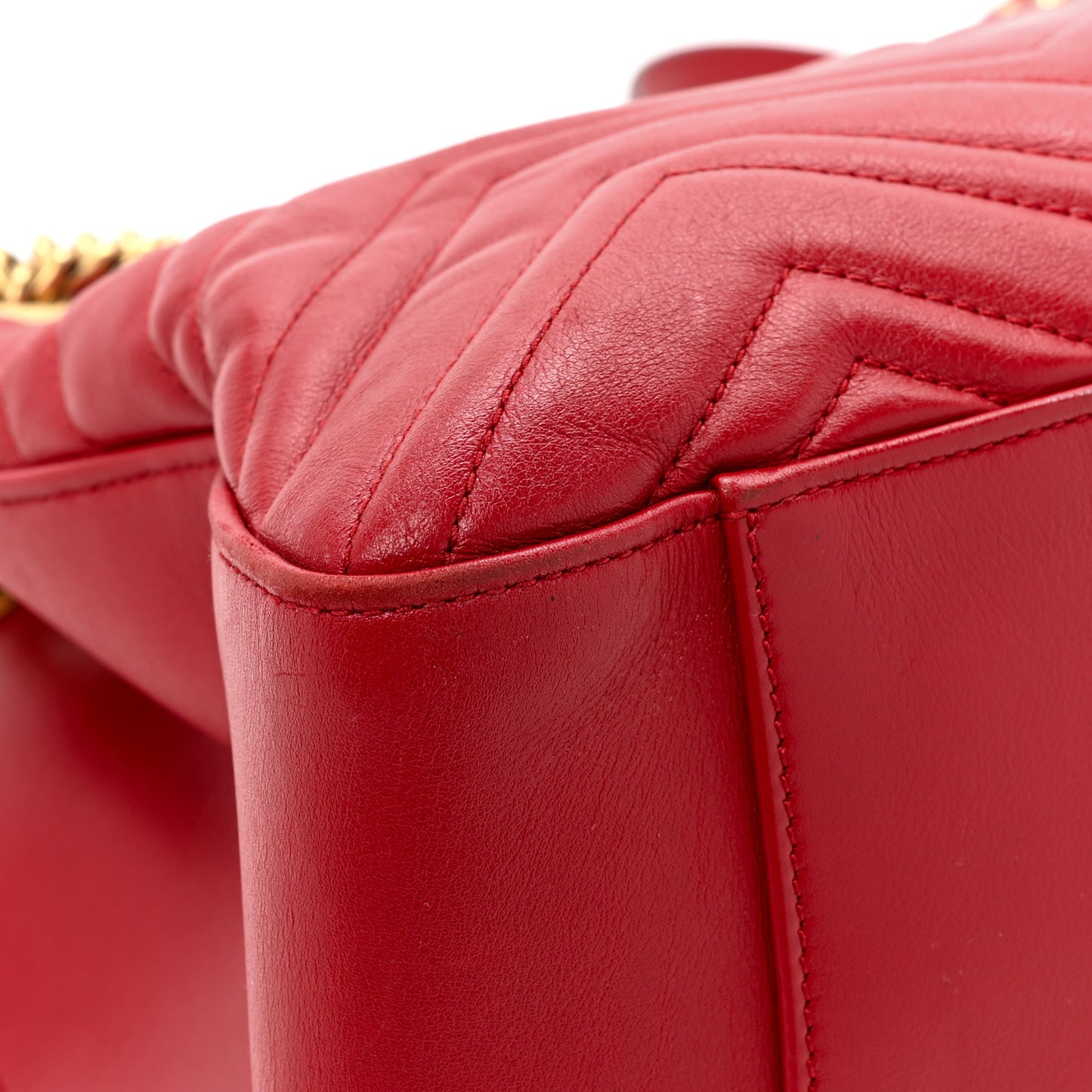 Calfskin Matelasse Medium GG Marmont Shoulder Tote Bag Hibiscus Red