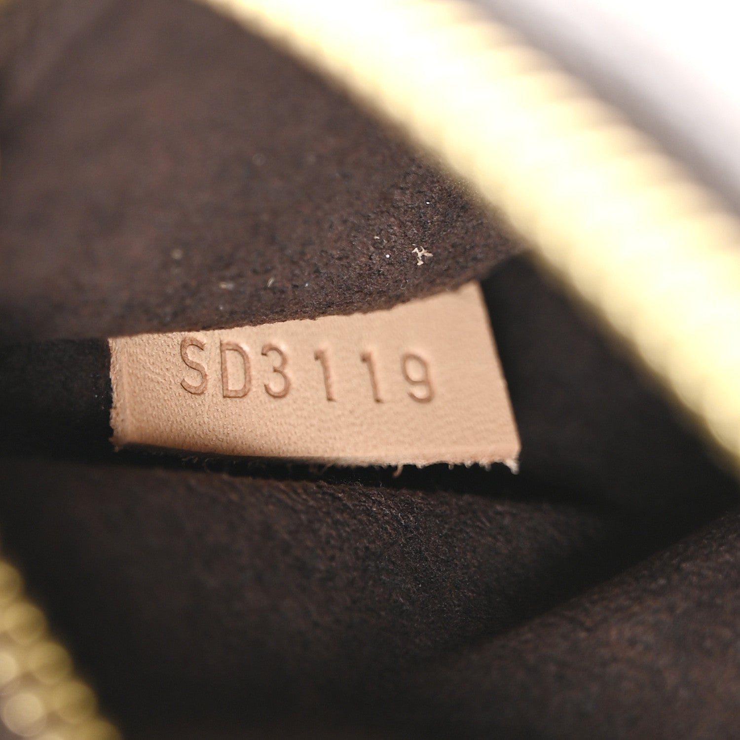 Louis Vuitton Monogram Pochette Metis 7 of 13