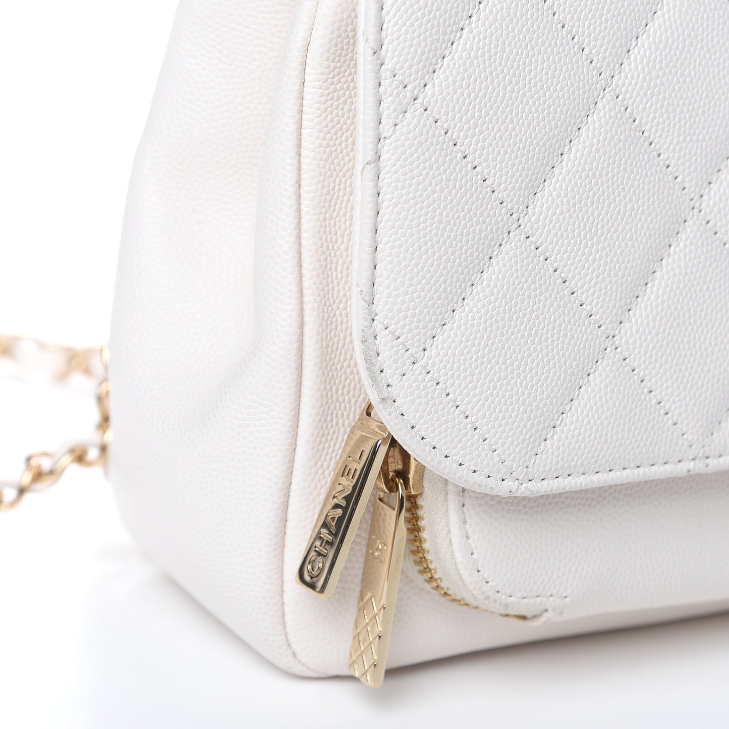 Caviar Quilted Medium Business Affinity Flap White