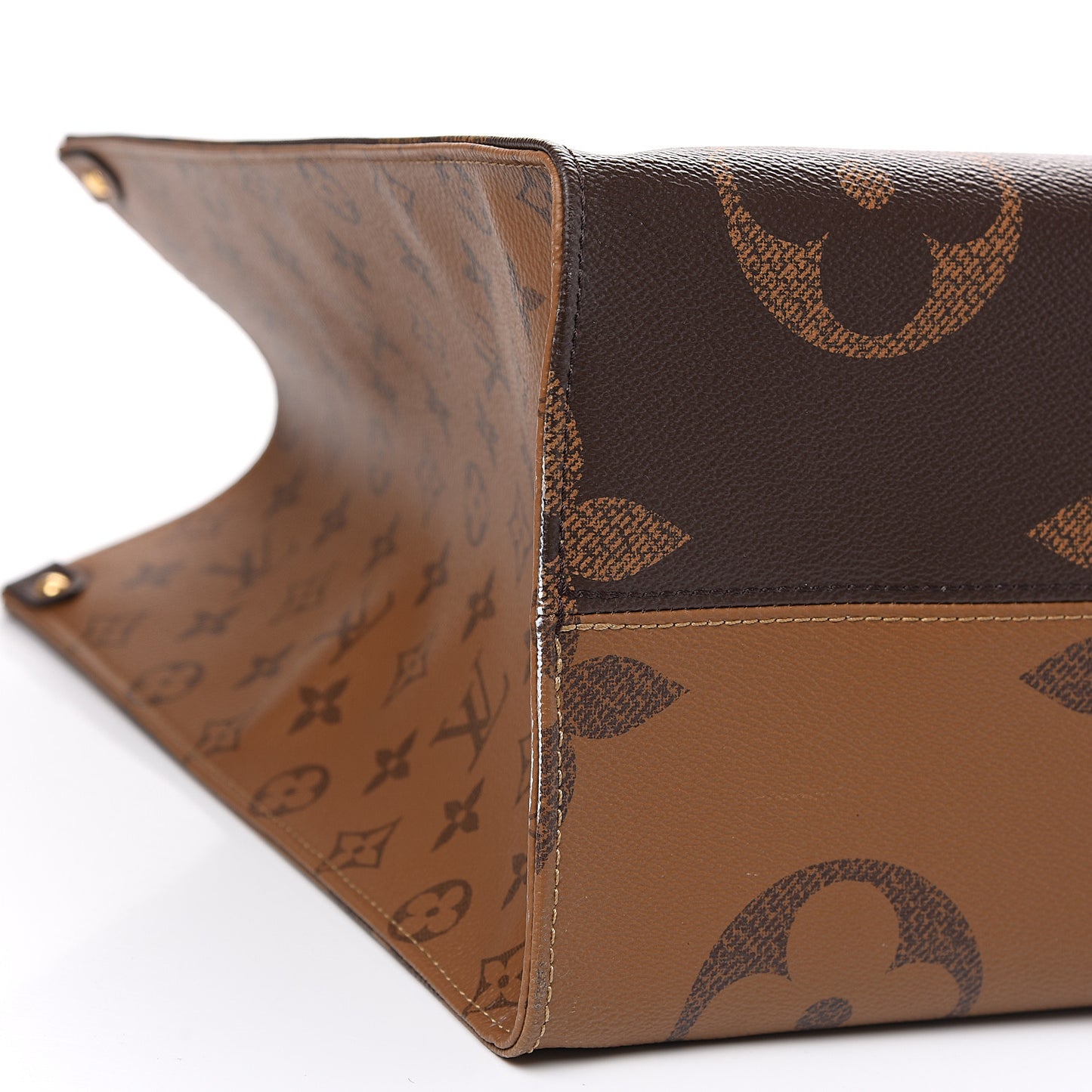 Reverse Monogram Giant Onthego GM