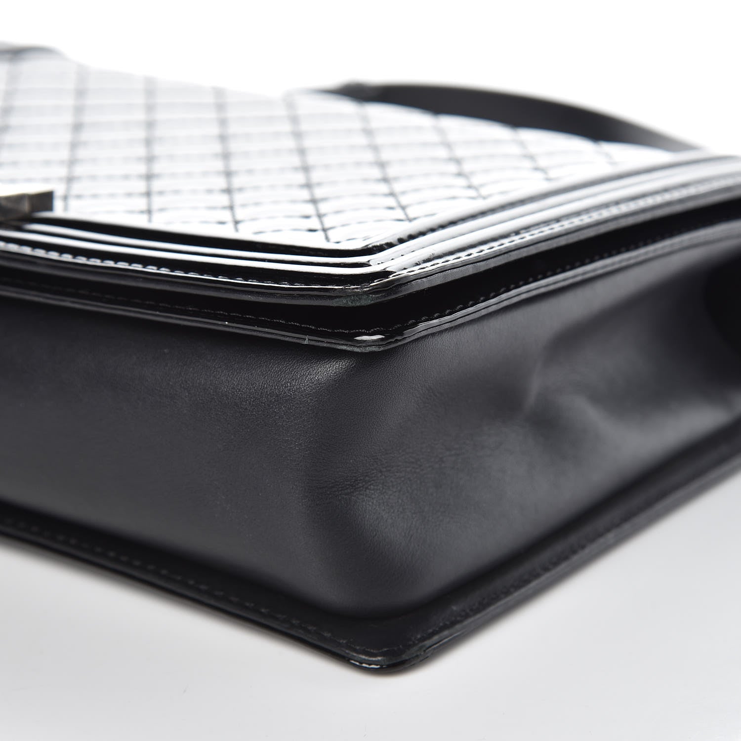 Chanel Patent Quilted Large Boy Flap Black 10 of 14