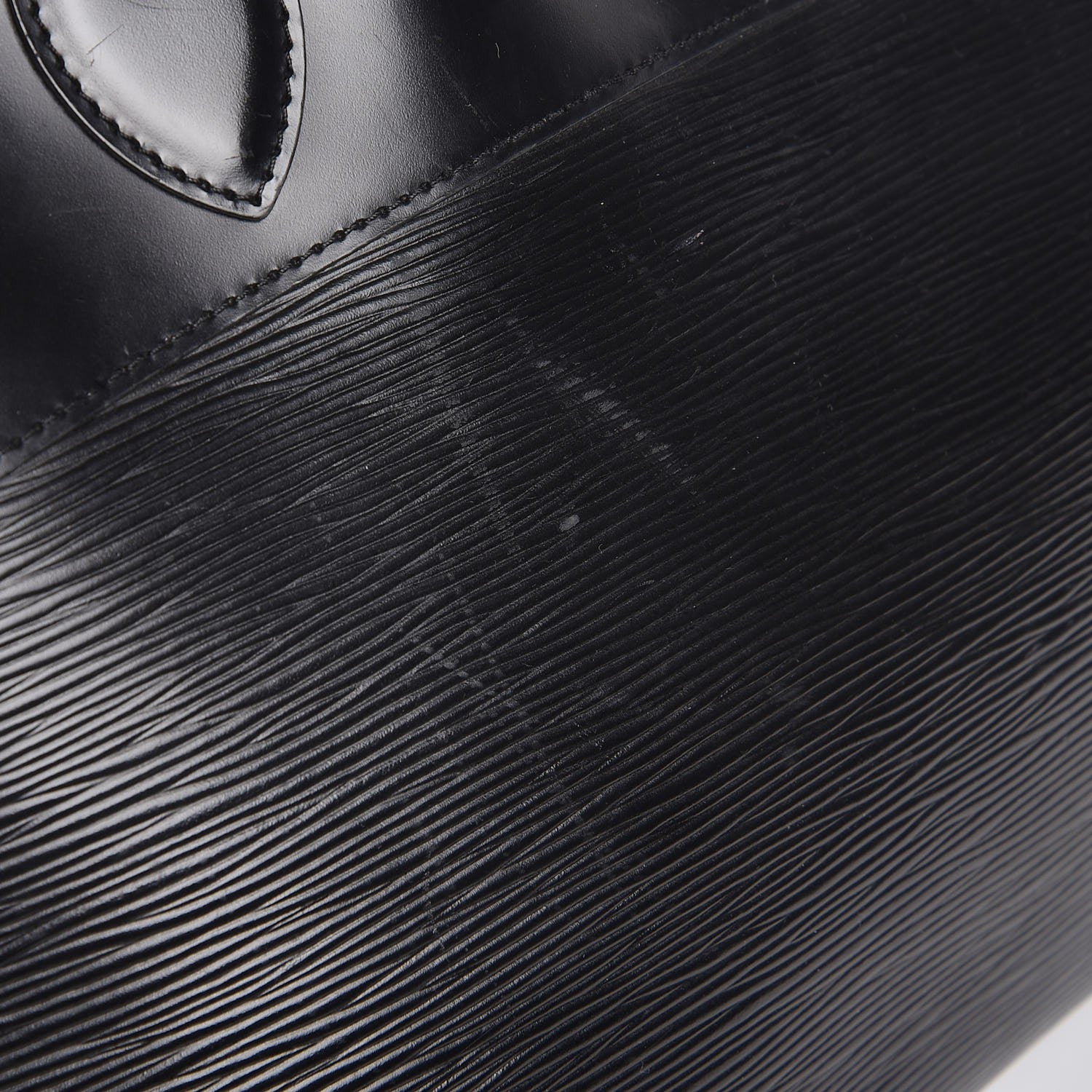 Louis Vuitton Epi Passy GM Black 9 of 13