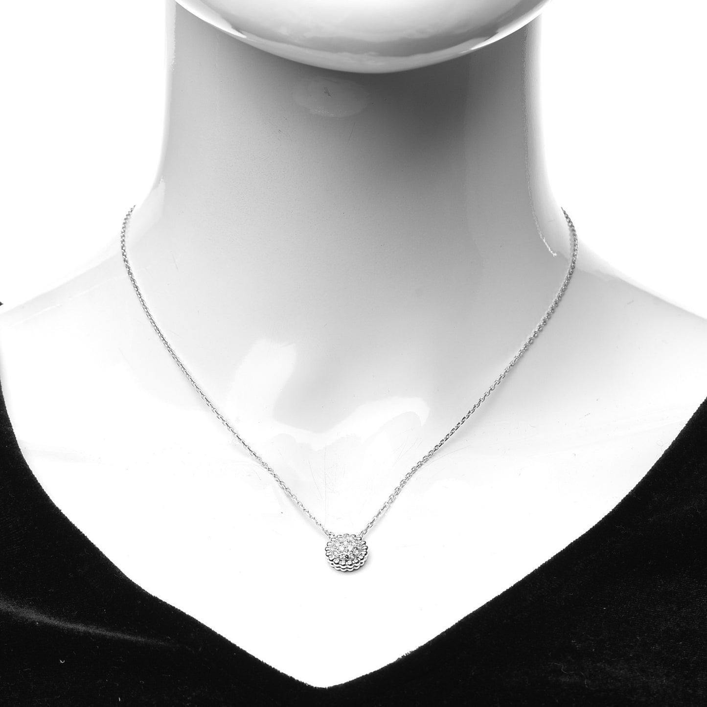 18K White Gold Diamond Perlee Pendant Necklace