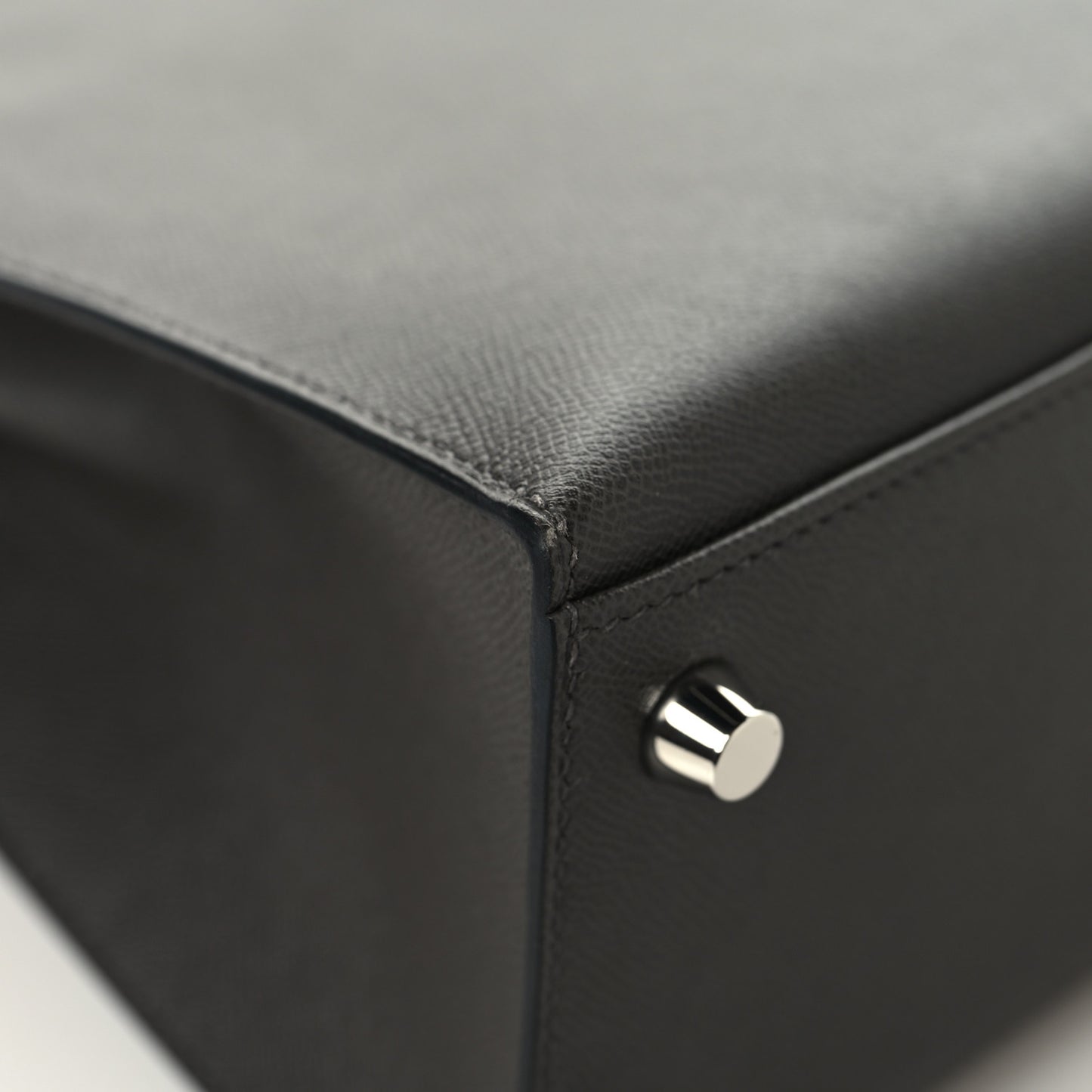 Epsom Kelly Sellier 25 Graphite