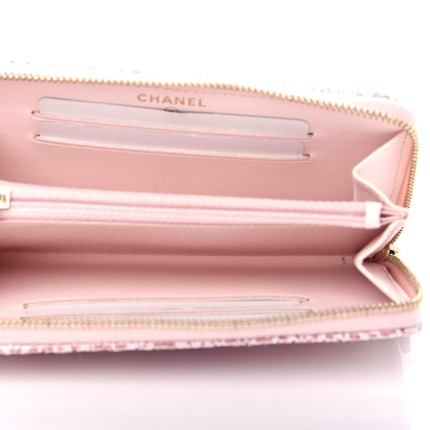 Chanel Lurex Canvas Deauville Medium Zip Around Wallet Pink 5 of 9