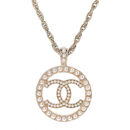 Chanel Pearl CC Medallion Necklace Gold 4 of 5