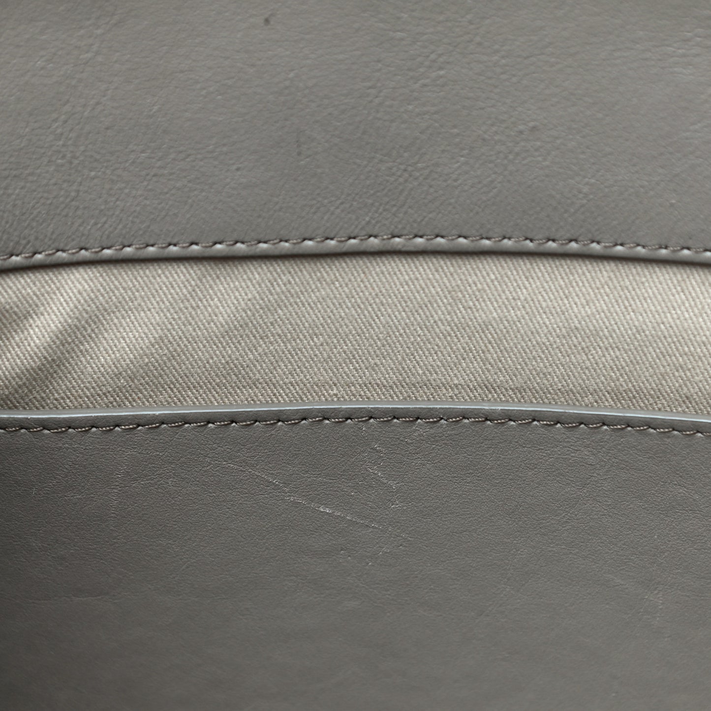 Calfskin Suede Medium Roy Bag Motty Grey