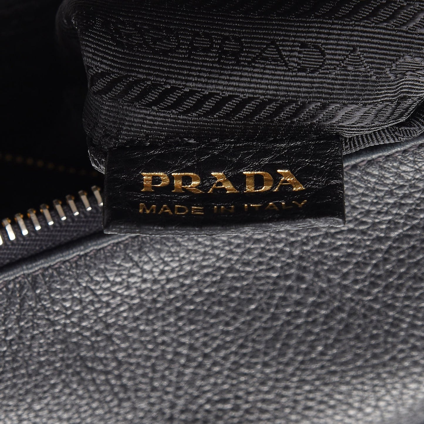 Vitello Daino Hobo Nero Black