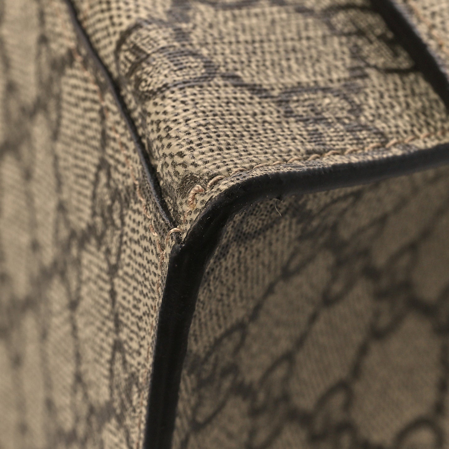 X GUCCI GG Supreme Monogram Small Hourglass Top Handle Bag Beige Ebony