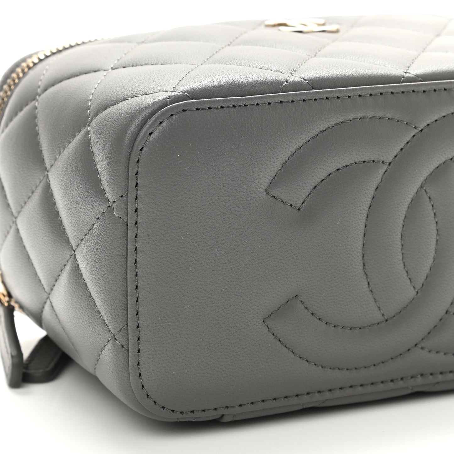 Lambskin Quilted Small Top Handle Vanity Case With Chain Grey
