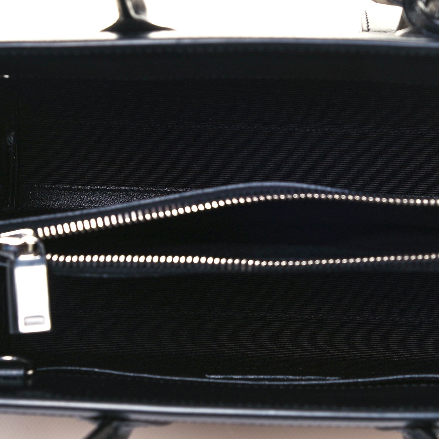 Saint Laurent Linen Calfskin Baby Sac De Jour Black 4 of 9