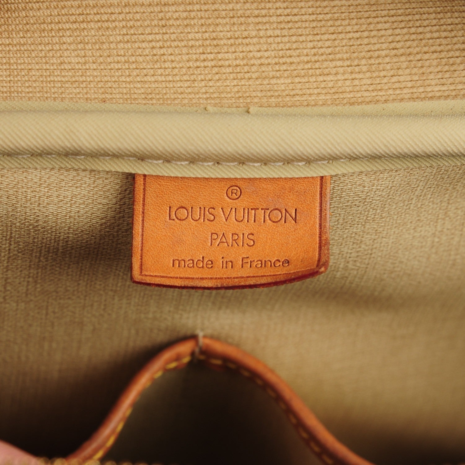Louis Vuitton Monogram Deauville 6 of 8