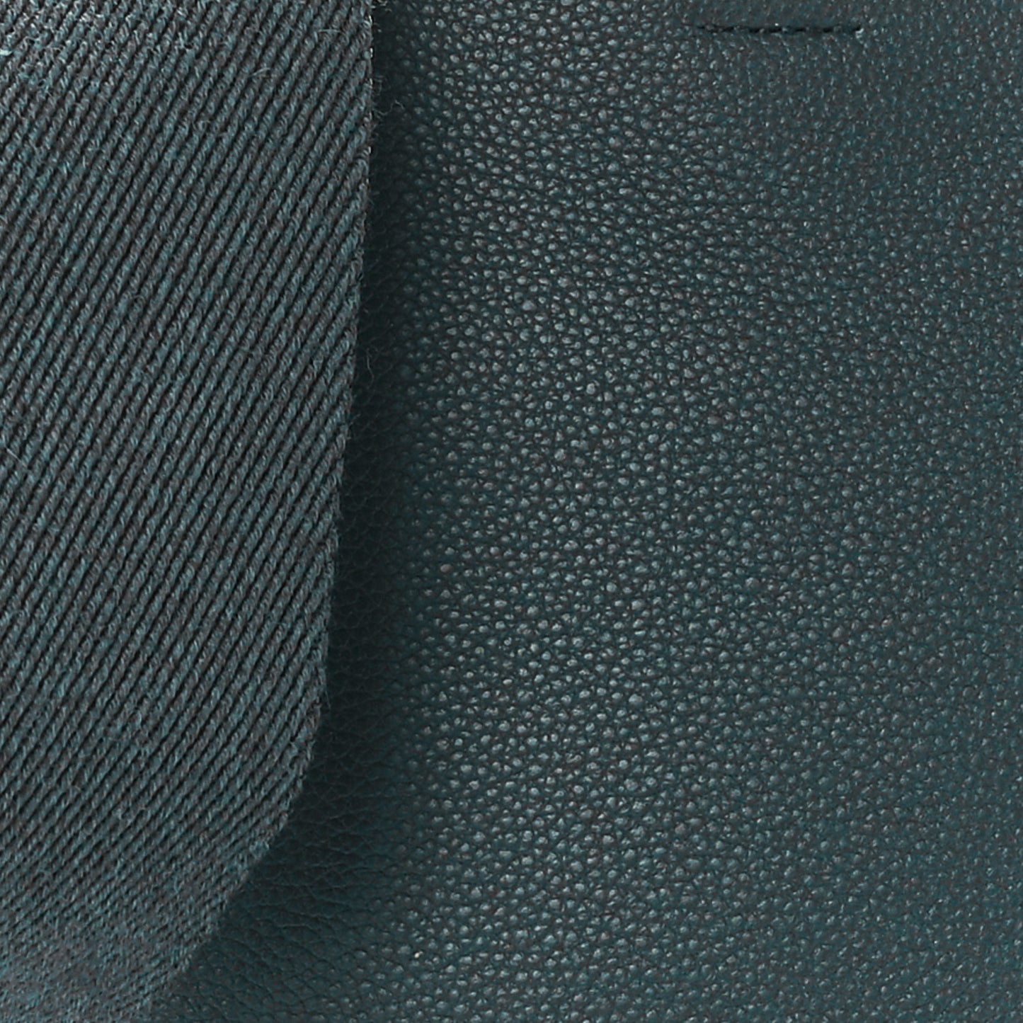 Soft Grained Calfskin Small Sangle Bucket Bag Amazone