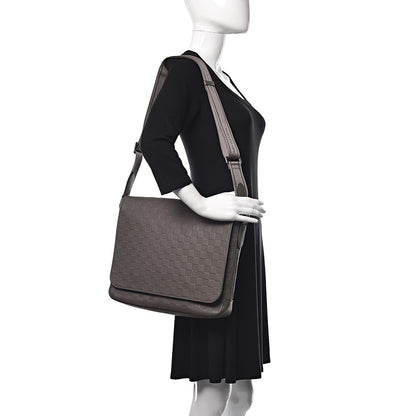 Louis Vuitton Damier Infini District MM Granit 2 of 9