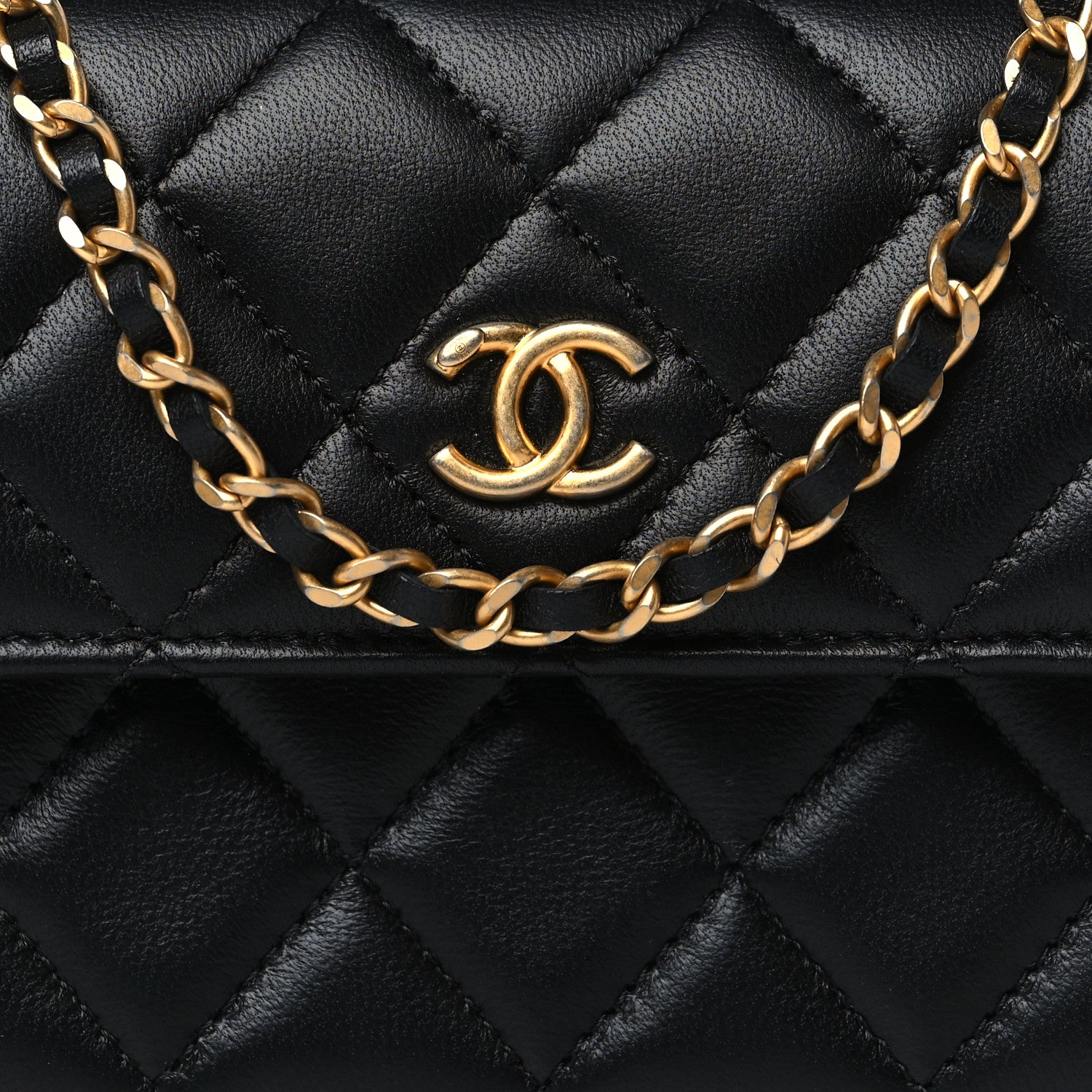Chanel Lambskin Quilted Pearl Crush Clutch With Chain Black 9 of 12