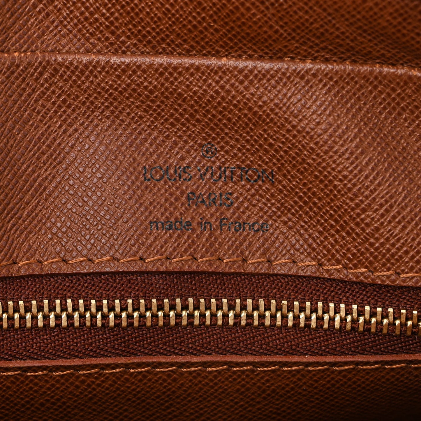 Monogram Nil 28