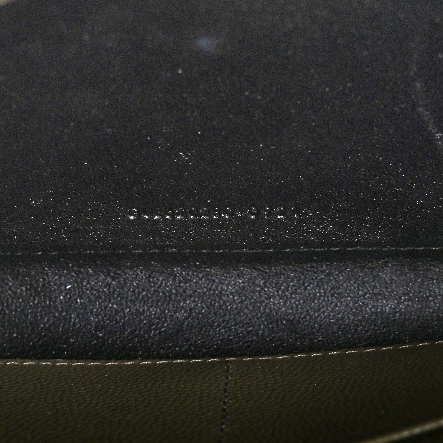 Saint Laurent Grain De Poudre Mixed Matelasse Triquilt Monogram Chain Wallet Kaki 7 of 11