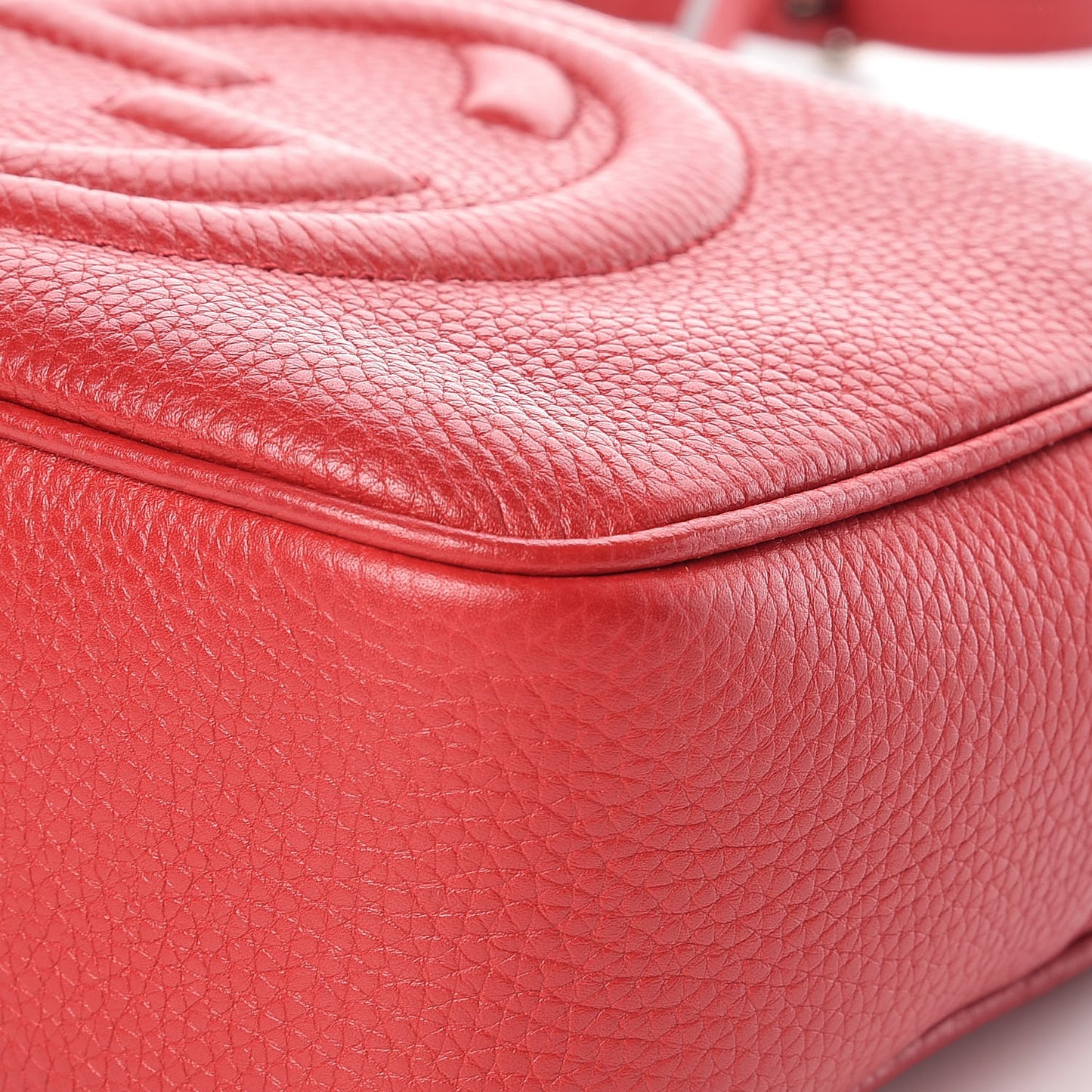 Pebbled Calfskin Small Soho Disco Bag Tabasco Red