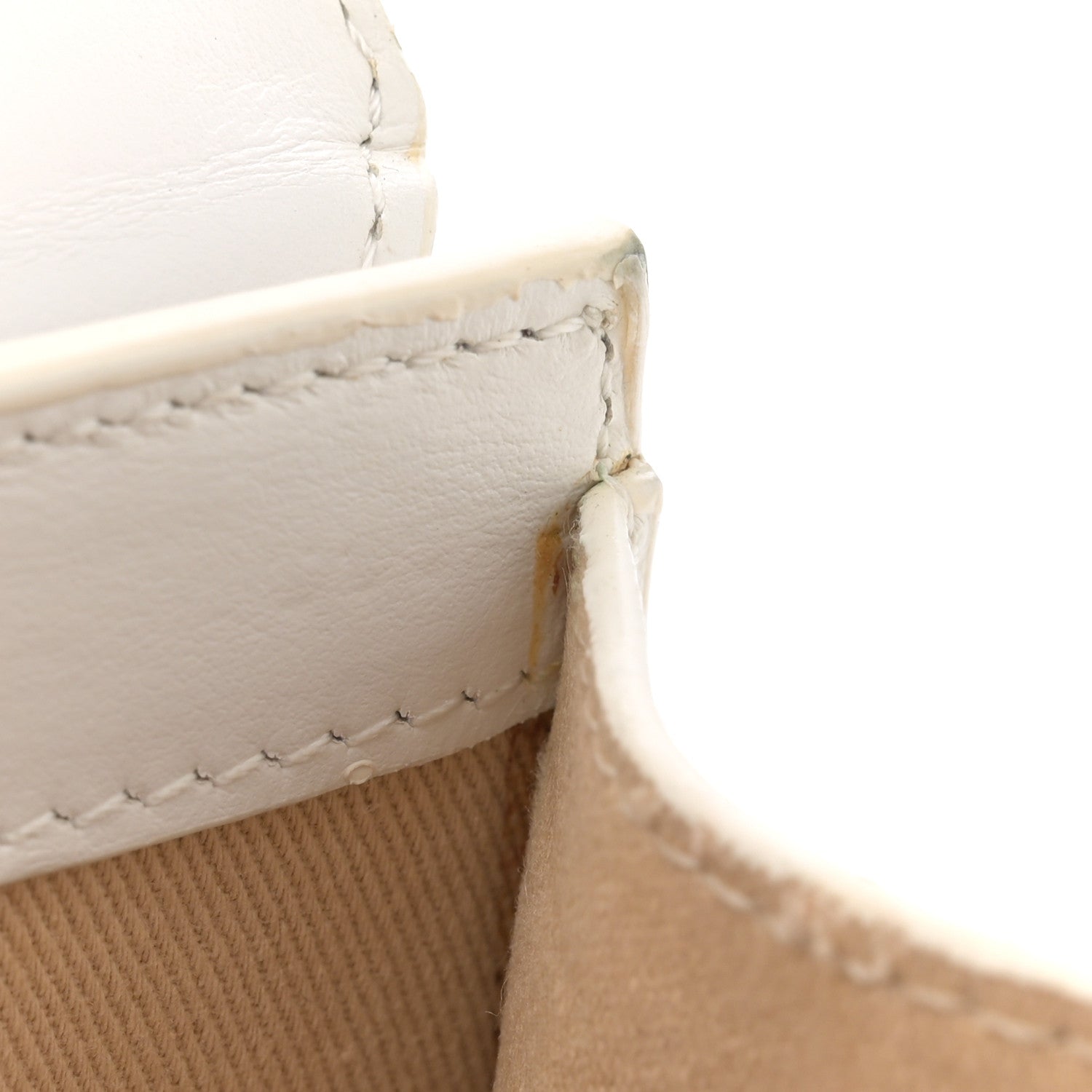 Jacquemus Smooth Calfskin Le Chiquito Moyen White 11 of 15