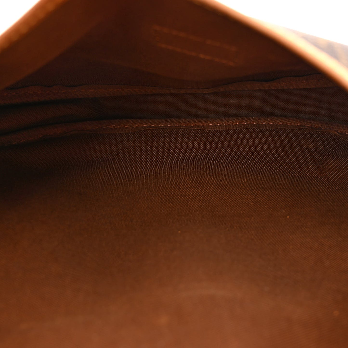 Monogram Saumur 30