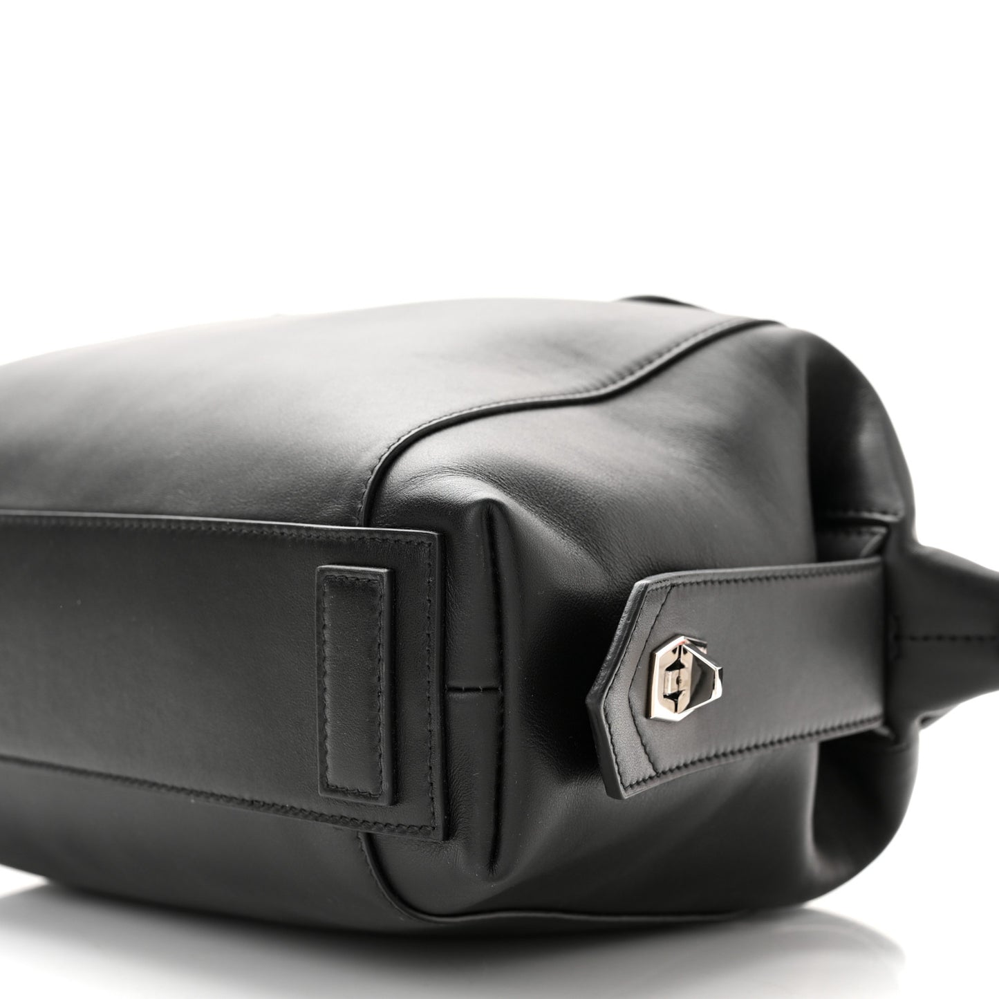 Smooth Calfskin Small Soft Antigona Black