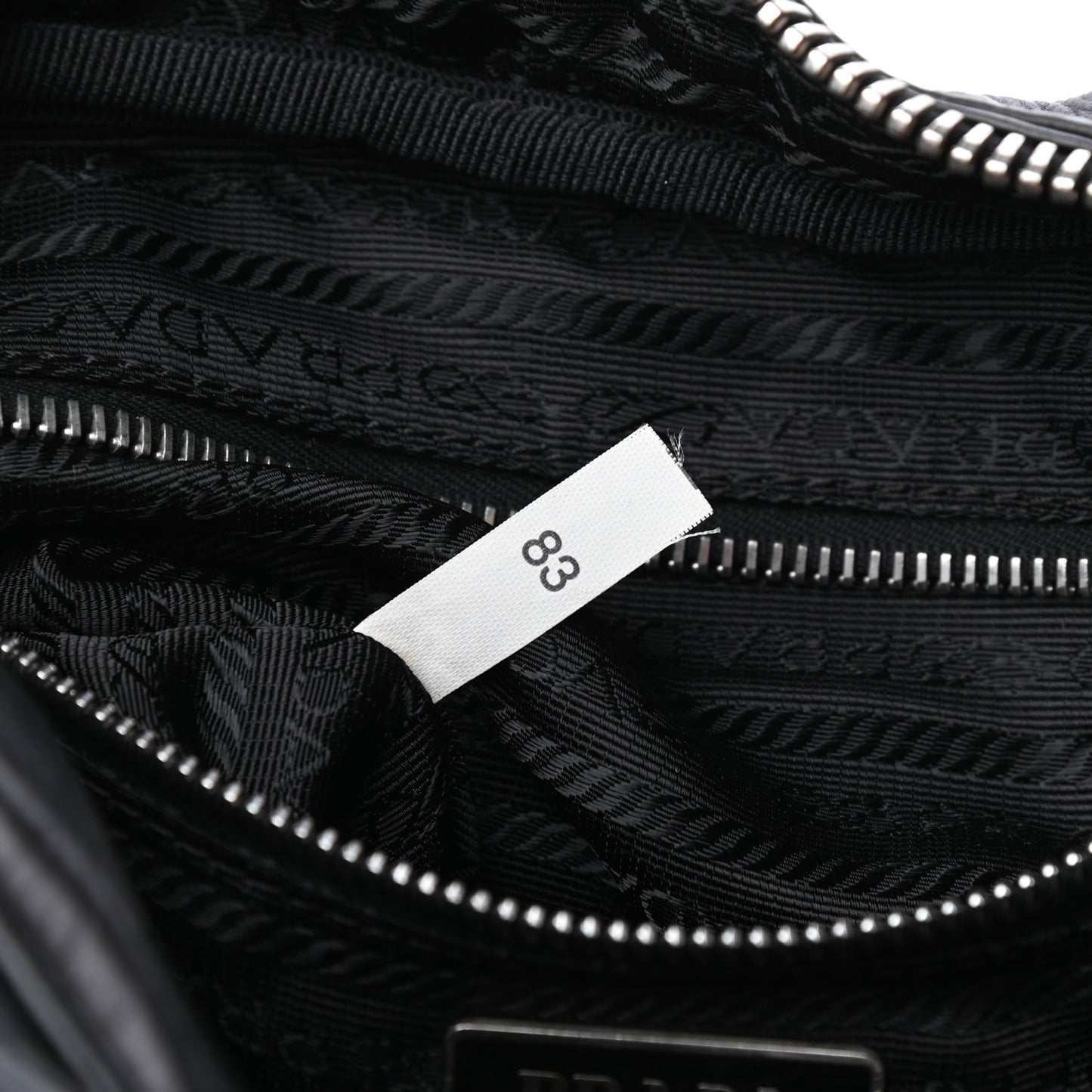 Vitello Daino Satchel Black