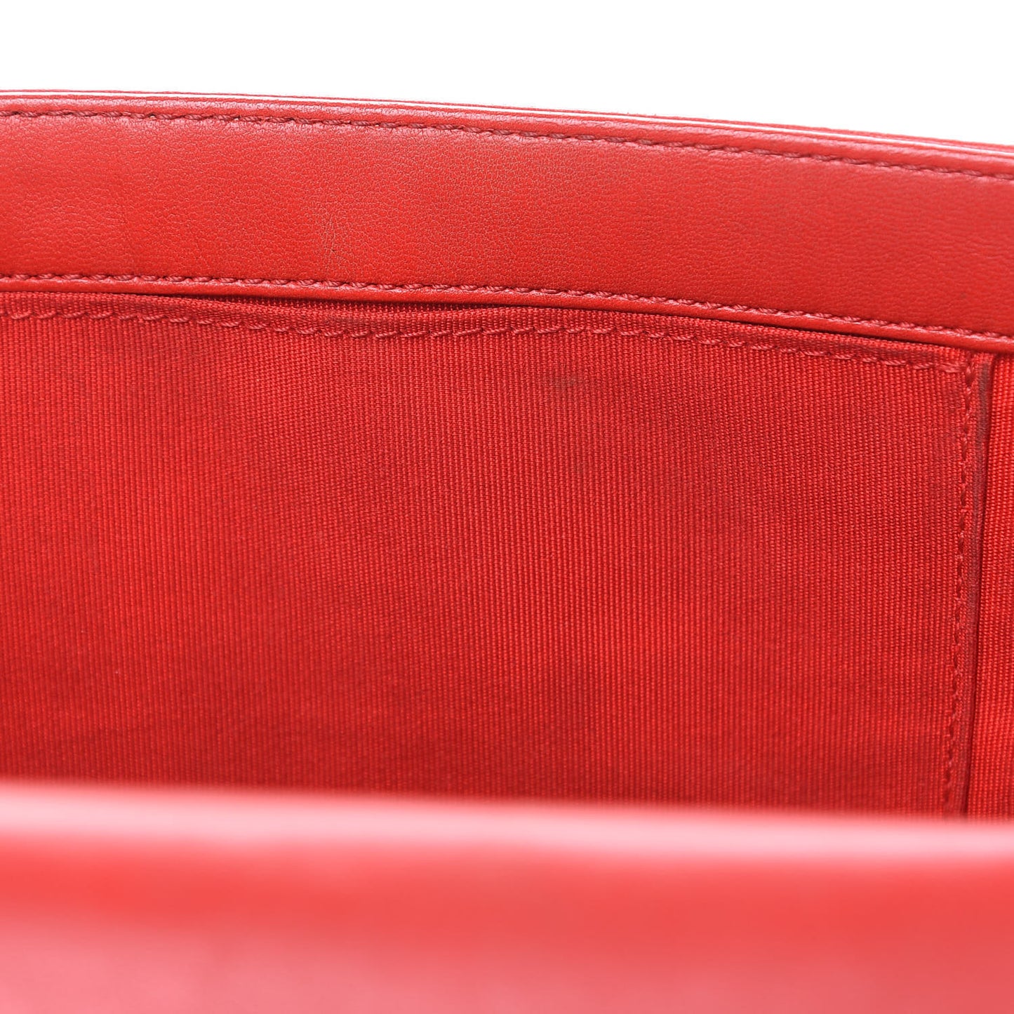 Lambskin Quilted New Medium Boy Flap Red
