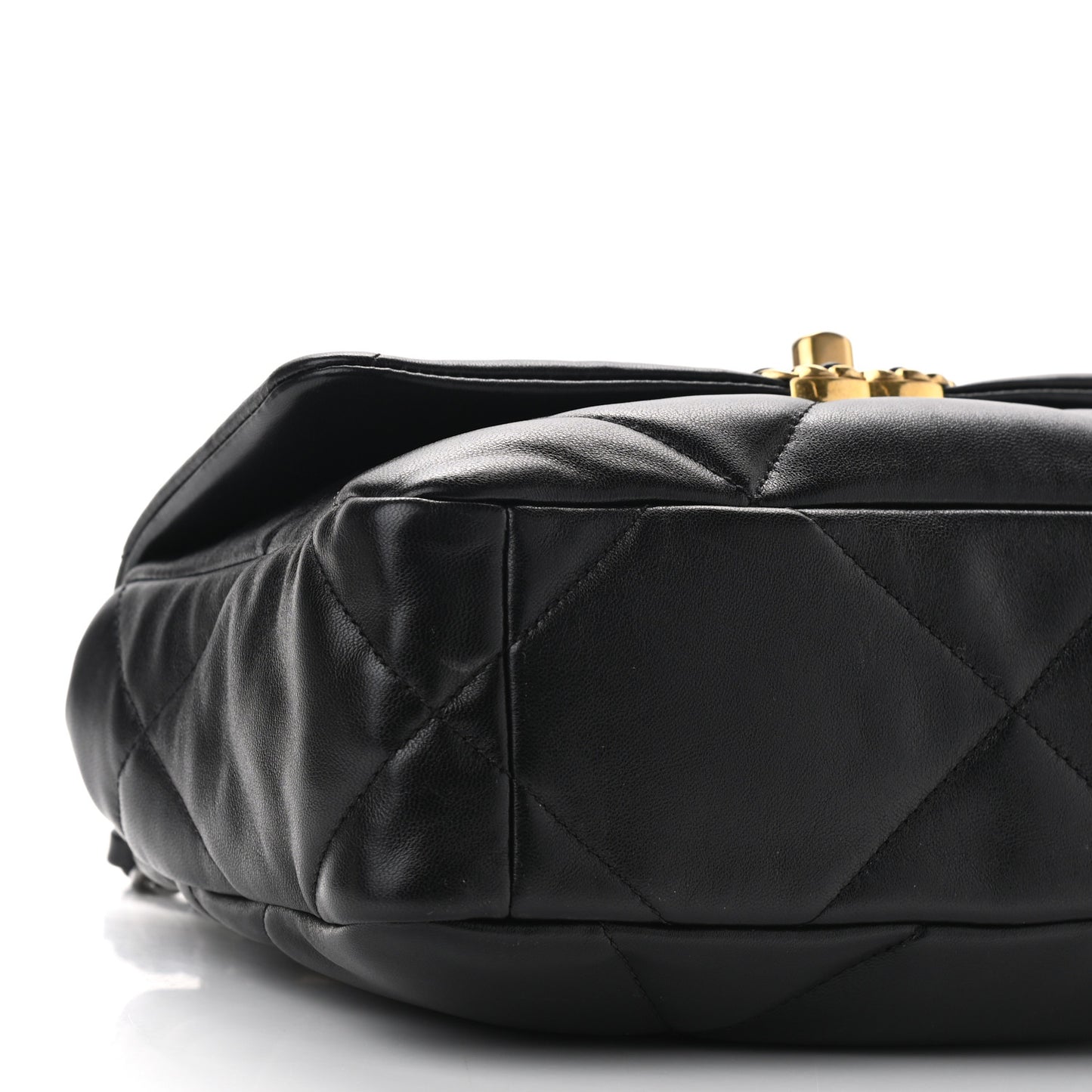 Lambskin Quilted Medium Chanel 19 Flap Black