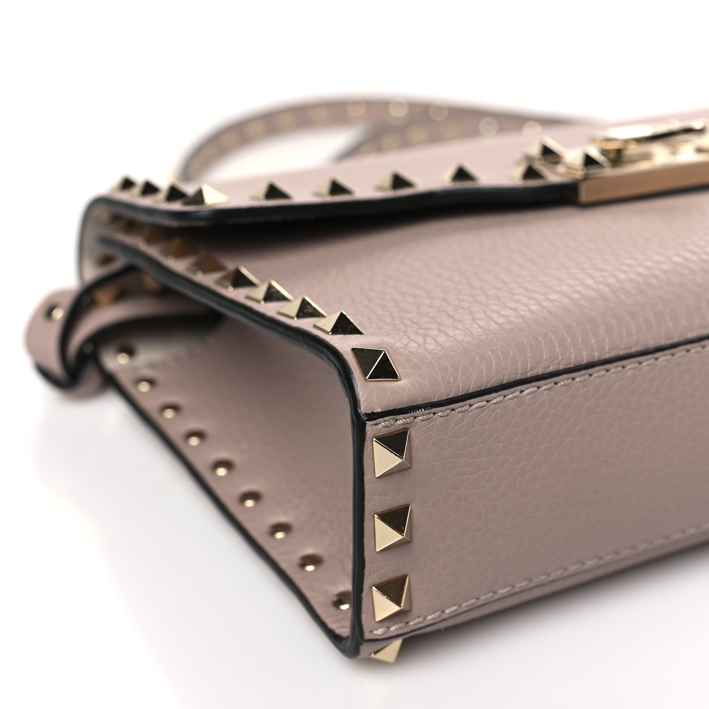 Pebbled Calfskin Medium Rockstud Flip Lock Crossbody Bag Poudre