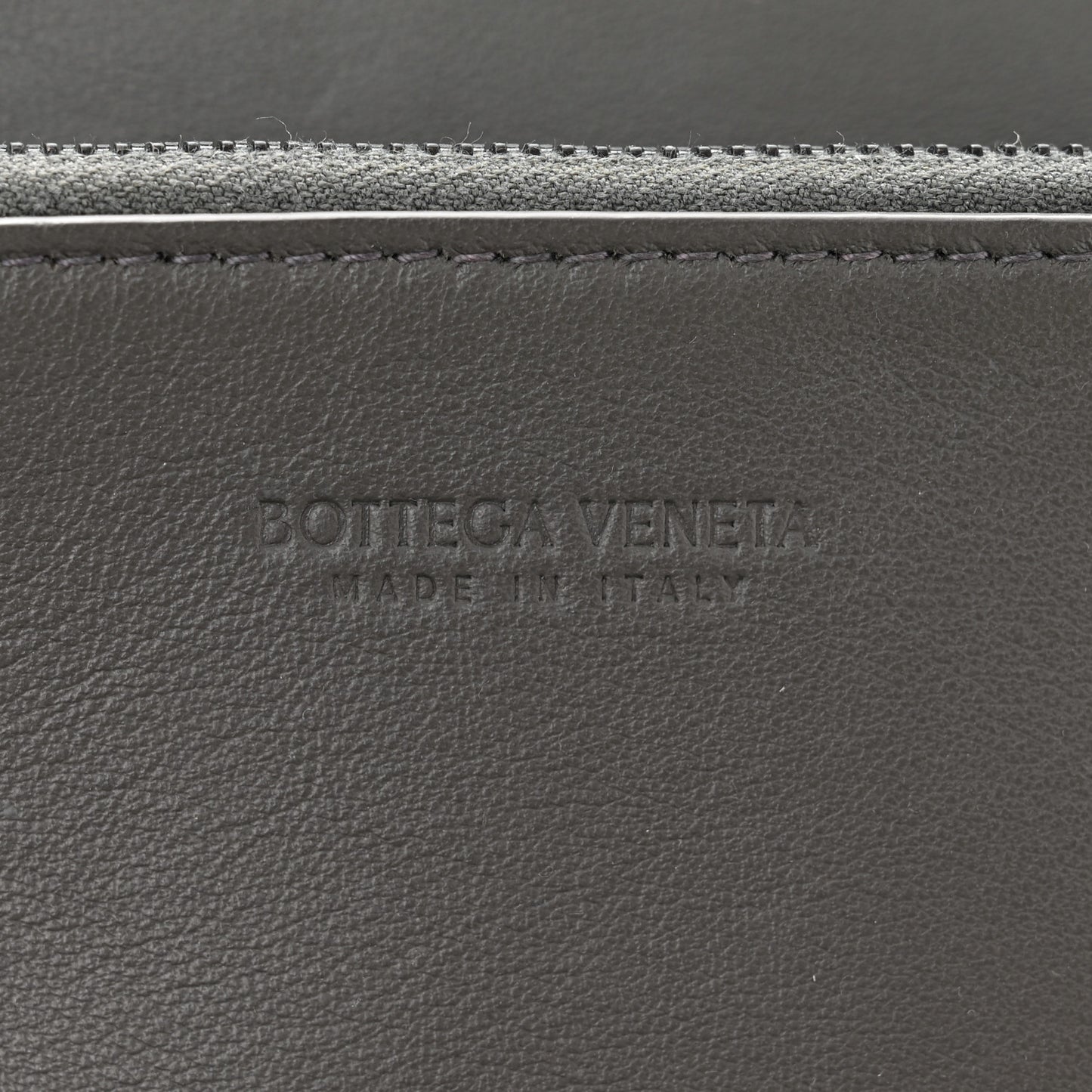 Nappa Intrecciato Travel Case Graphite