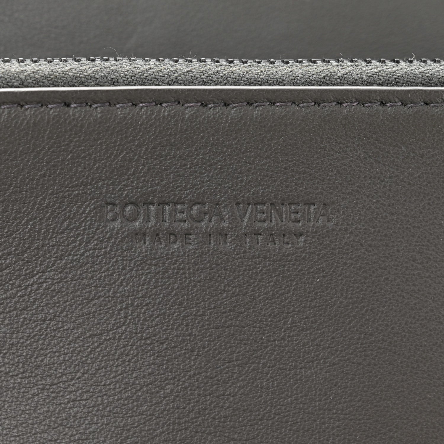 Bottega Veneta Nappa Intrecciato Travel Case Graphite 6 of 9