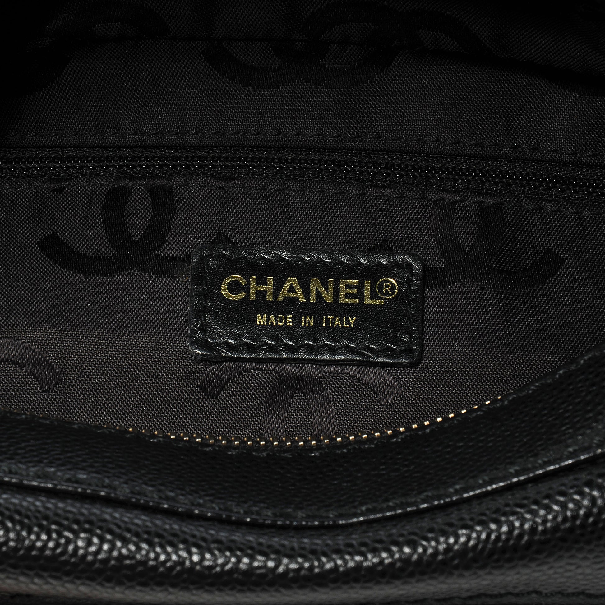 Chanel Caviar CC Wood Chain Hobo Black 6 of 8