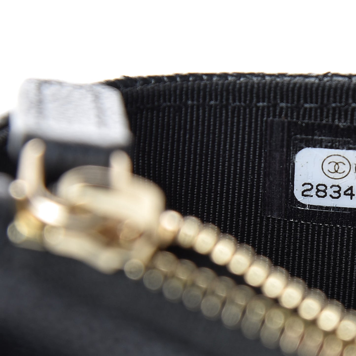 Caviar Quilted CC Zip Card Holder Black