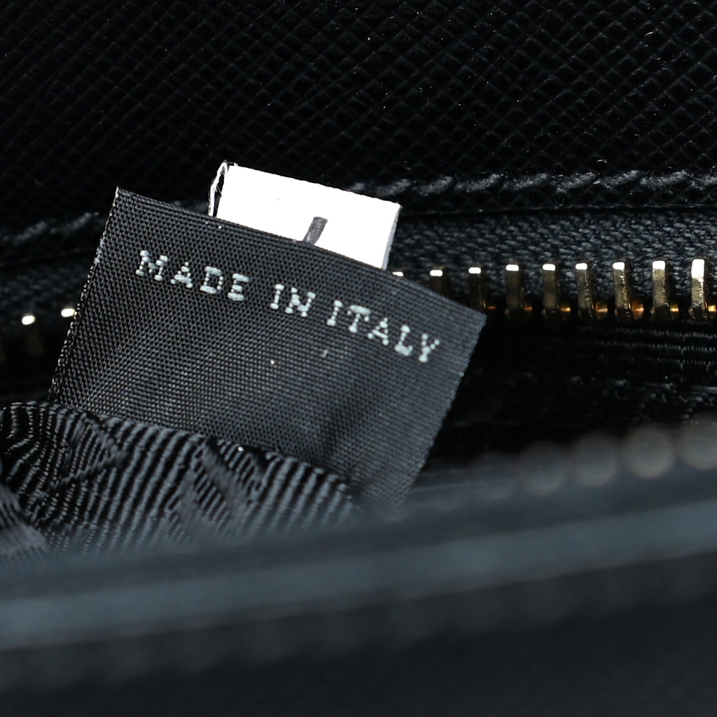 Saffiano Small Galleria Double Zip Tote Black