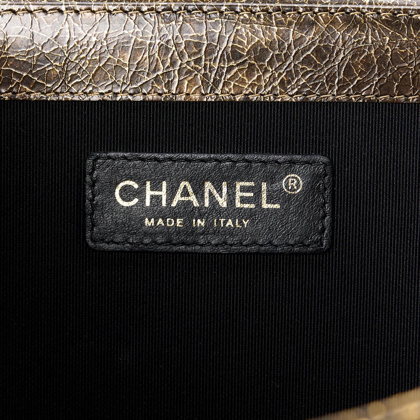 Cracked Metallic Calfskin Quilted Zip Away Chain Clutch Gold