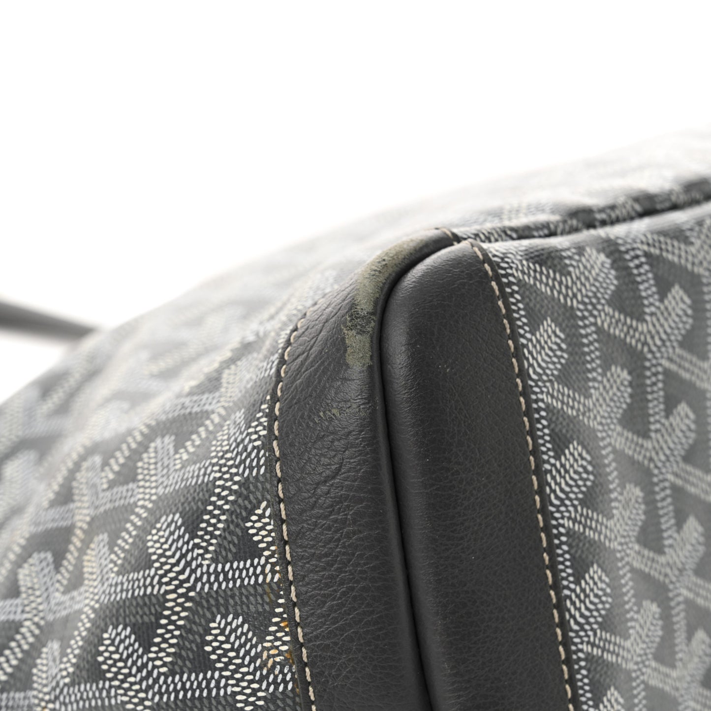 Goyardine Artois MM Grey