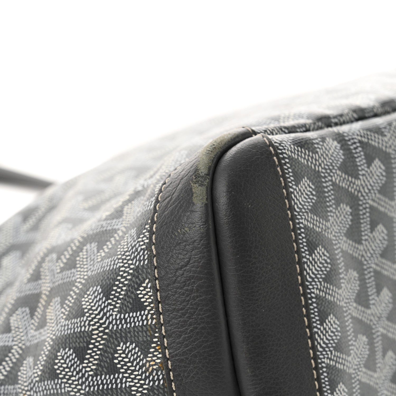Goyard Goyardine Artois MM Grey 17 of 19