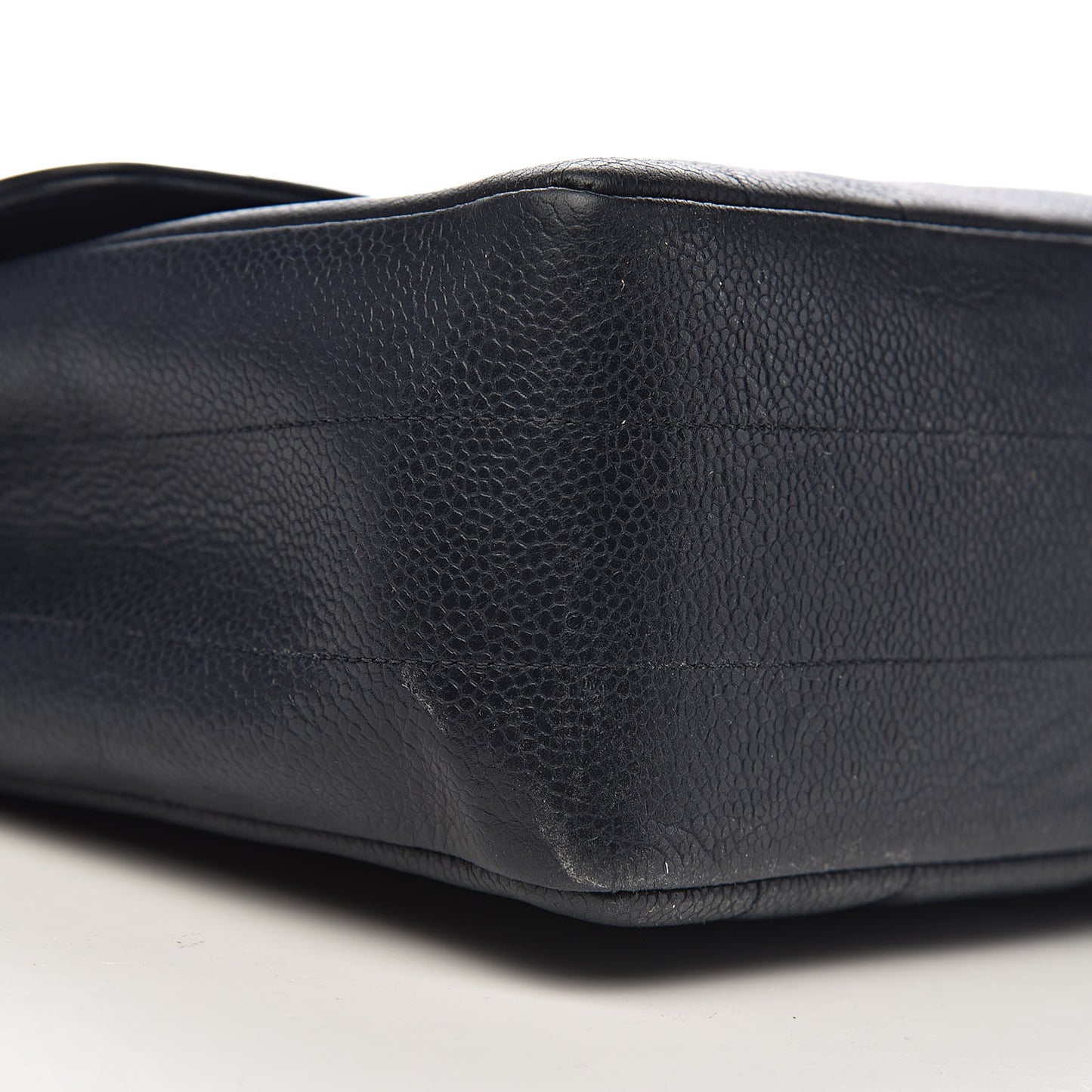 Caviar Vertical Quilted Jumbo Single Flap Black