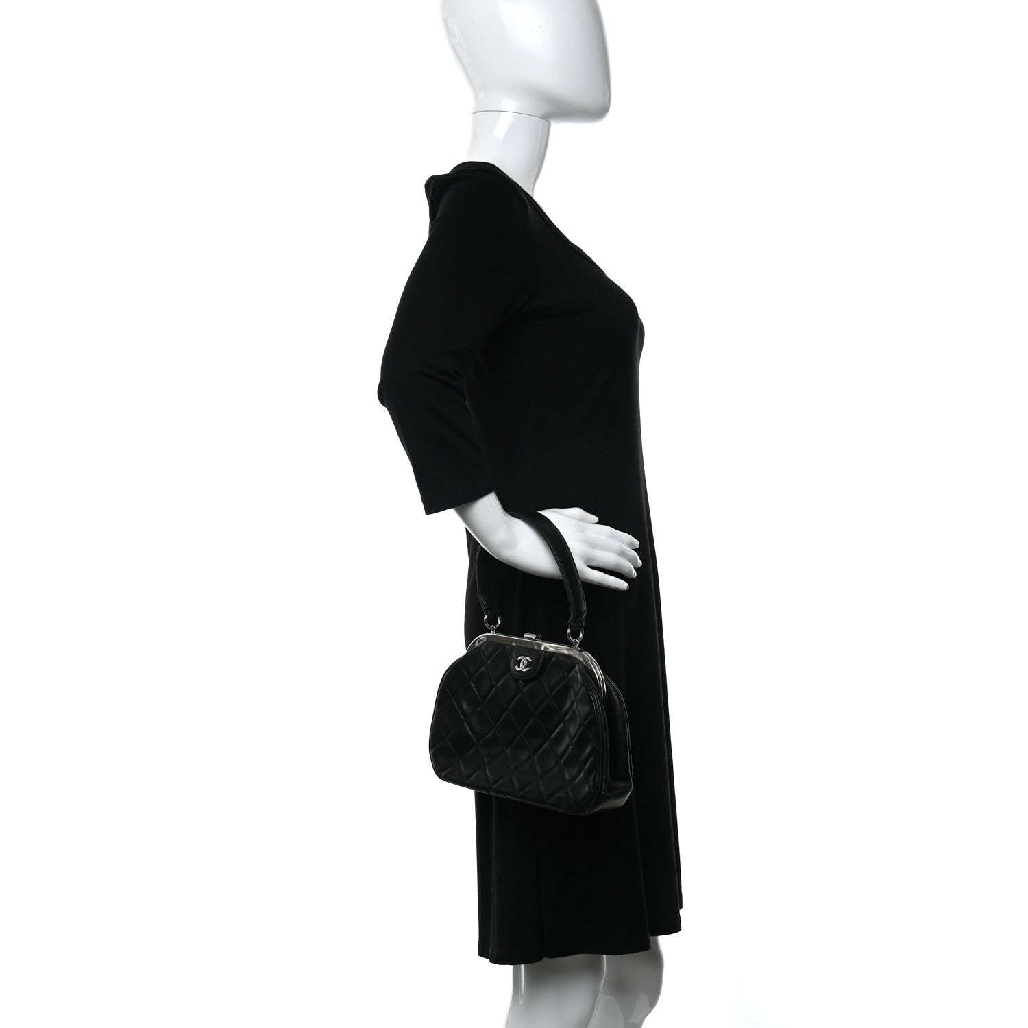 Chanel Lambskin Quilted Kisslock Frame Bag Black 2 of 21