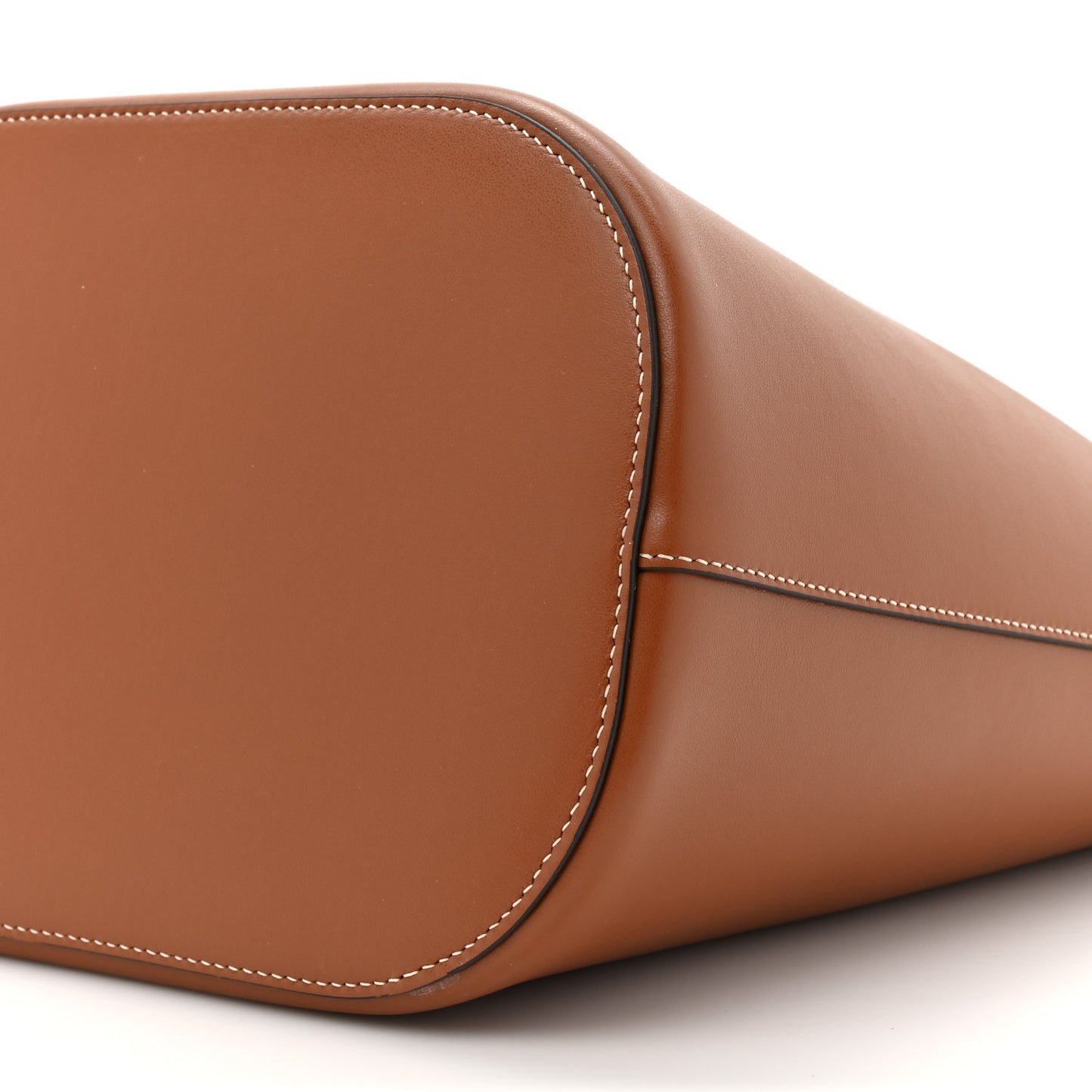 Smooth Calfskin Triomphe Medium Louise Bag Tan