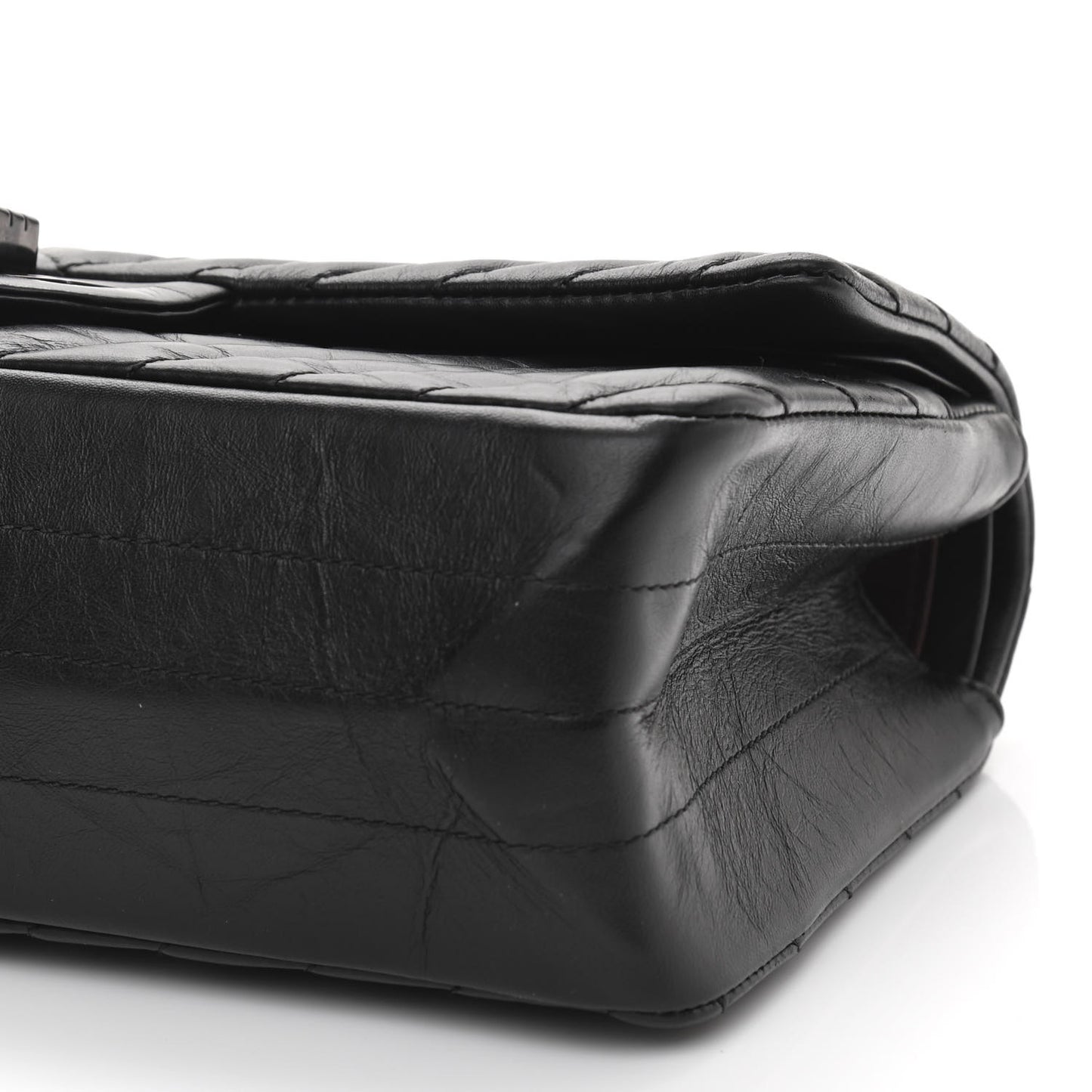 Aged Calfskin Chevron Quilted 2.55 Reissue 225 Flap So Black