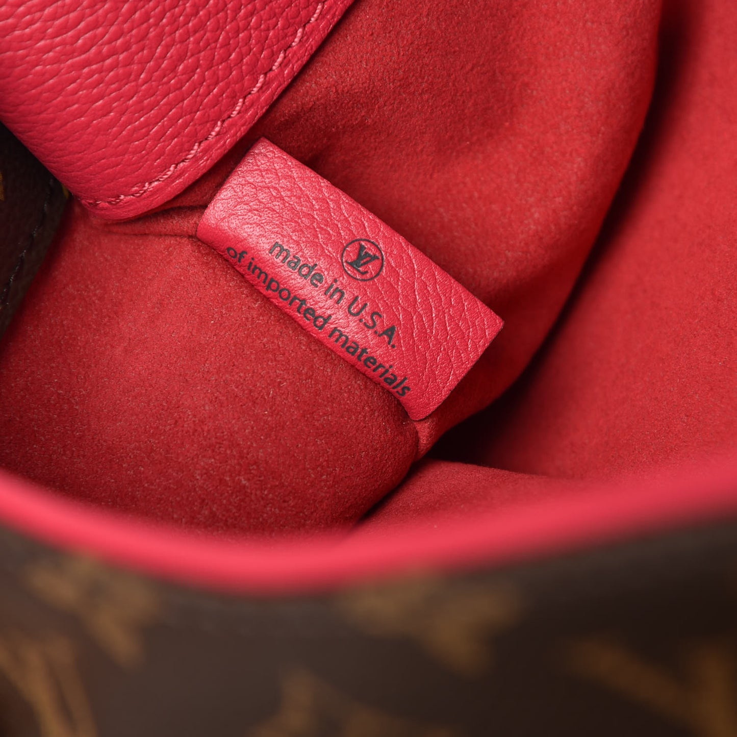 Monogram Pallas Dahlia